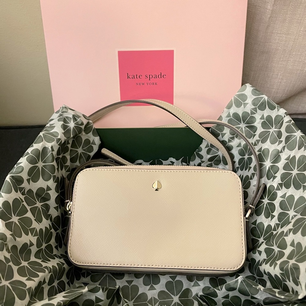 🆕Kate Spade Double-Zip Crossbody✨